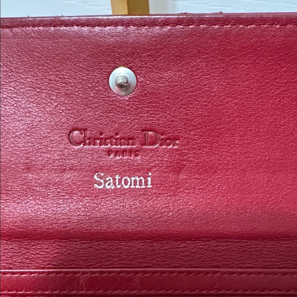 DIOR ♥️ patent cannage wallet on chain ♥️ - Picture 7 of 15